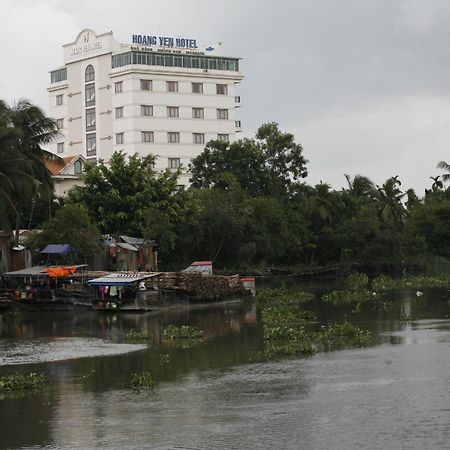 Hoang Yen Hotel Thuan An Exterior photo